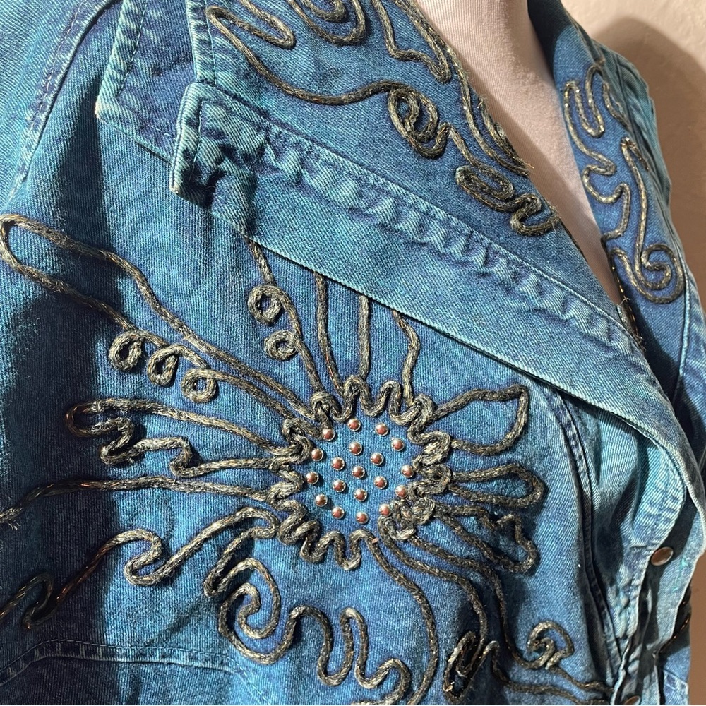 Vintage Jean Jacket garment-dyed Denim Embroidered embellished floral Oversize - Picture 6 of 9
